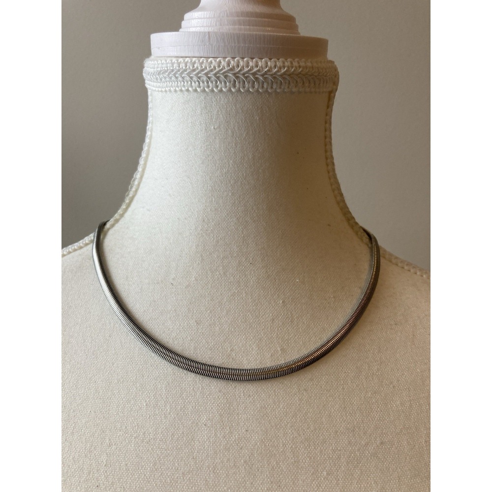 Silver Tone Snake Chain Collar Necklace‎ Classic Everyday Wear